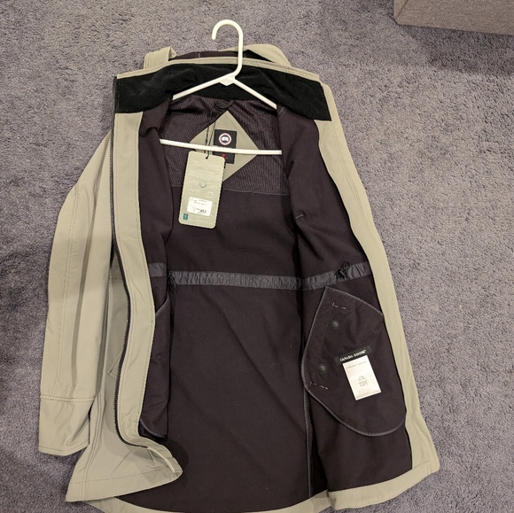 Canada Goose Avery Jacket, Women's,  Medium, Sage Brush (green) - Picture 5 of 6